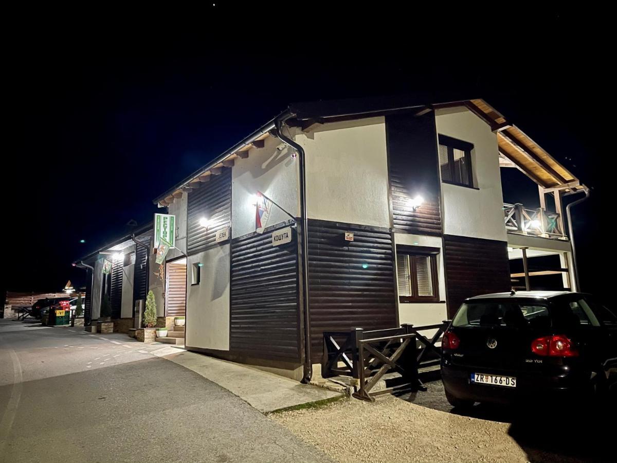 Apartmani Tarsko Jezero Zaovine Exterior foto